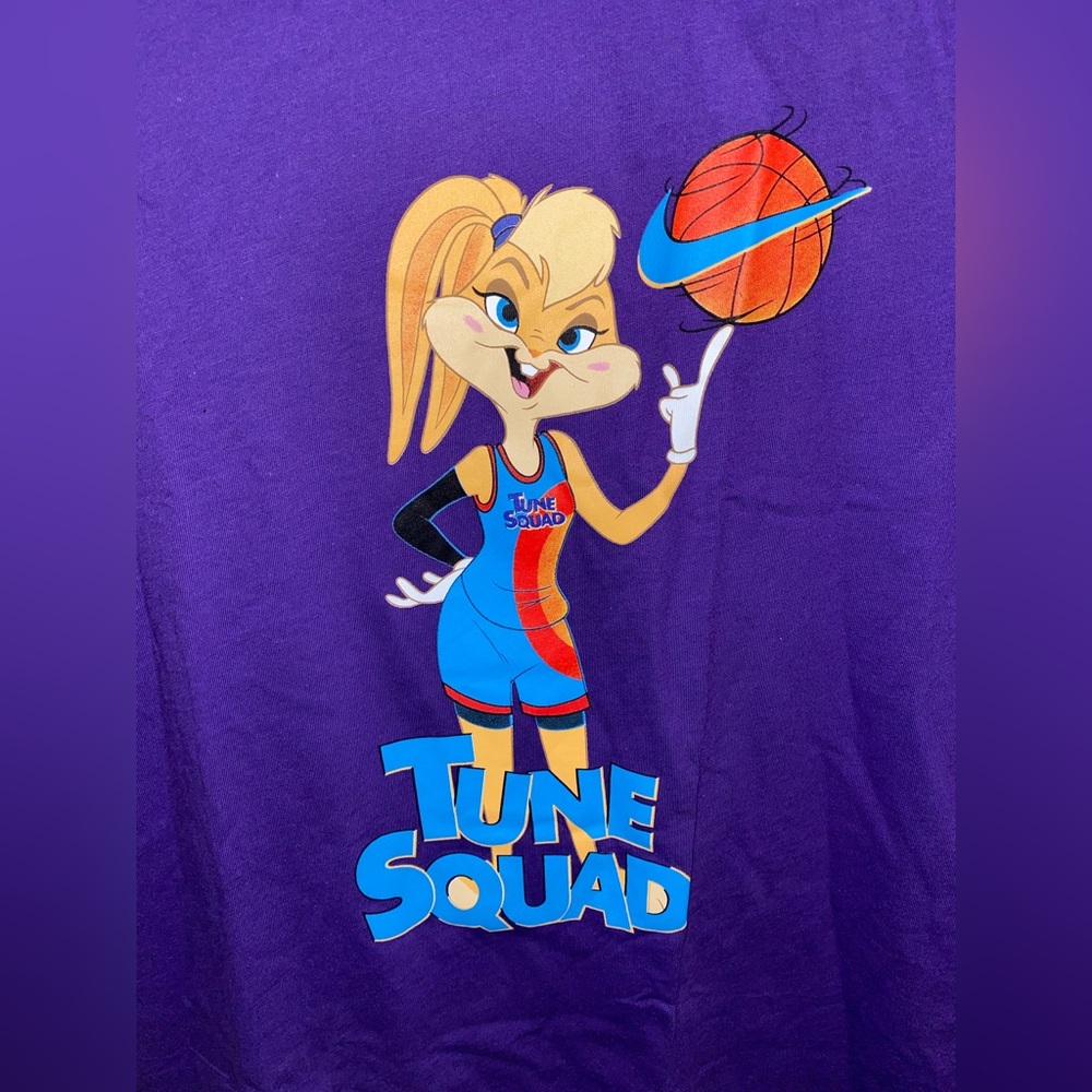 NIKE Women’s Space Jam Basketball Loose Fit Tee